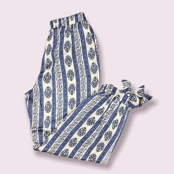 High Waisted Pant - Picture 2 of 2